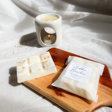 Load image into Gallery viewer, Hidden Beaches Soy Wax Melts