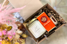 Load image into Gallery viewer, Candle Gift & Mini Chocolate Gift Box