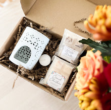 Load image into Gallery viewer, Soy Wax Melts & Burner Gift Set