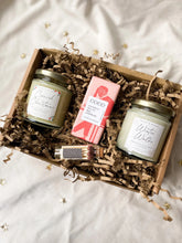 Load image into Gallery viewer, Festive Cornwall Candle Gift Box